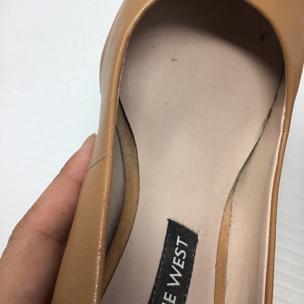 Nine West Handjive Round Toe Pumps (B7) - Picture 8 of 8